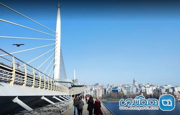 پل مترو شاخ طلایی یکی از دیدنی ترین پل های استانبول به شمار می رود (تور استانبول ارزان)